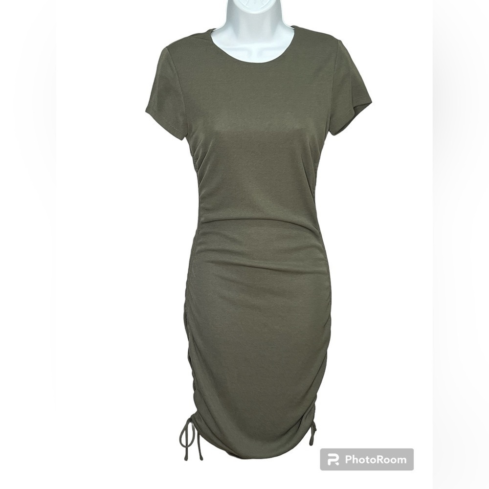 Princess Polly Olive green short sleeve body con side ruched dress size 6